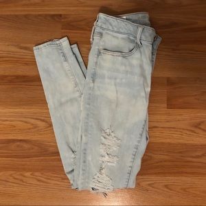 american eagle ripped skinny jeans